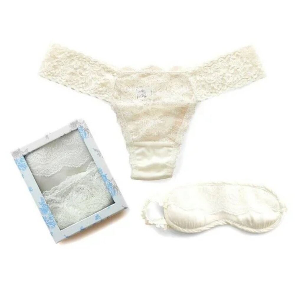 Hanky Panky lace "Julia" mask & thong boxed Set